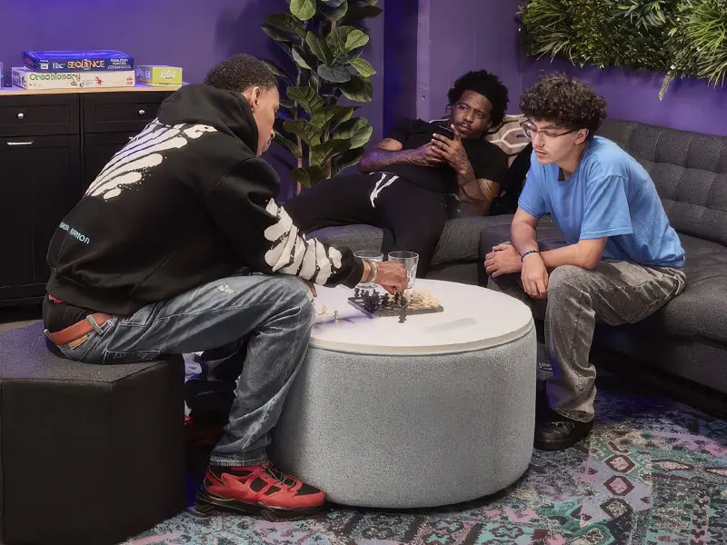 Youth Power encourages children with incarcerated parents to use their voice, pride, and power.